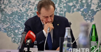 В поселке Сиверский Гатчинского района жители страдают от постоянного шума с предприятия ООО «Петрополимер».