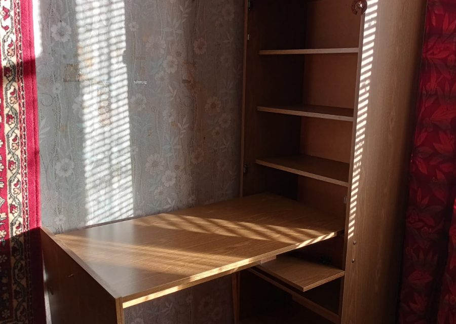 Секретер/ школьный уголок 