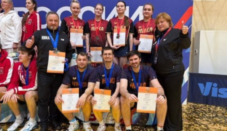 Две команды из Ленобласти по настольному теннису взяли медали на Кубке России.