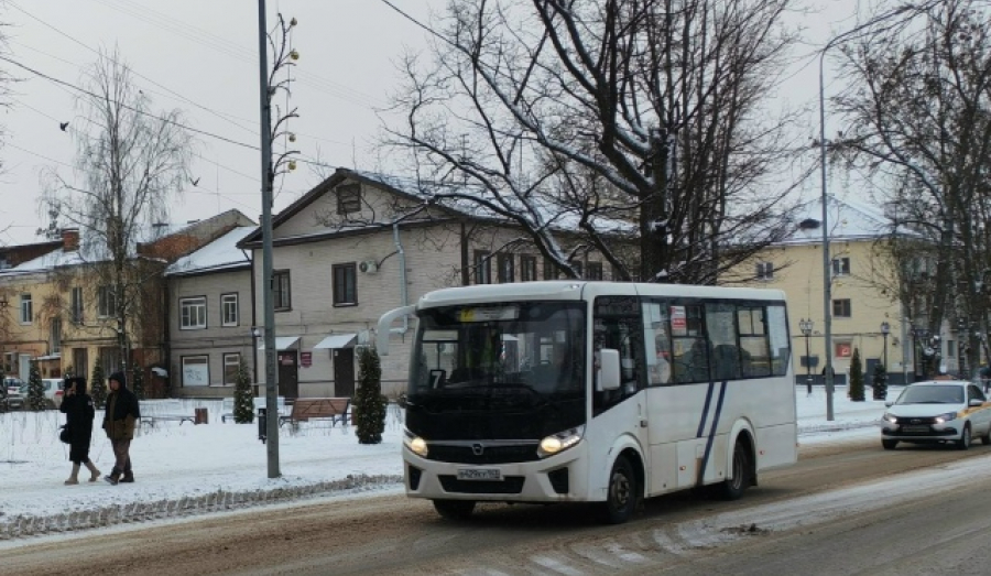 Жители жалуются на нарушения расписания автобусов в Гатчинском округе