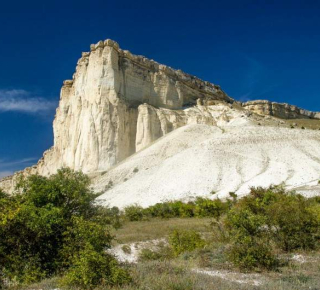 Белая скала Ак-Кая 