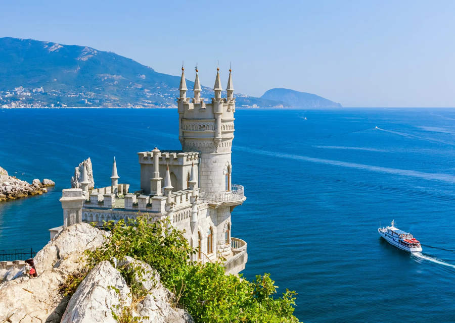 Замок Ласточкино гнездо