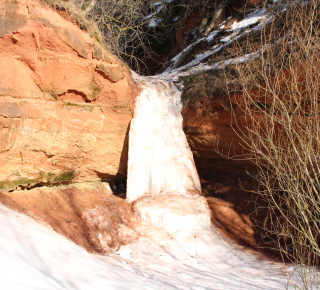 Не только водопад: чем удивляют Сиверские берега