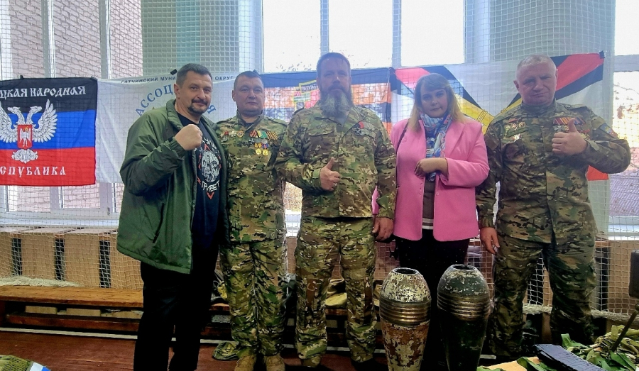 Урок мужества в Сиверской школе № 2
