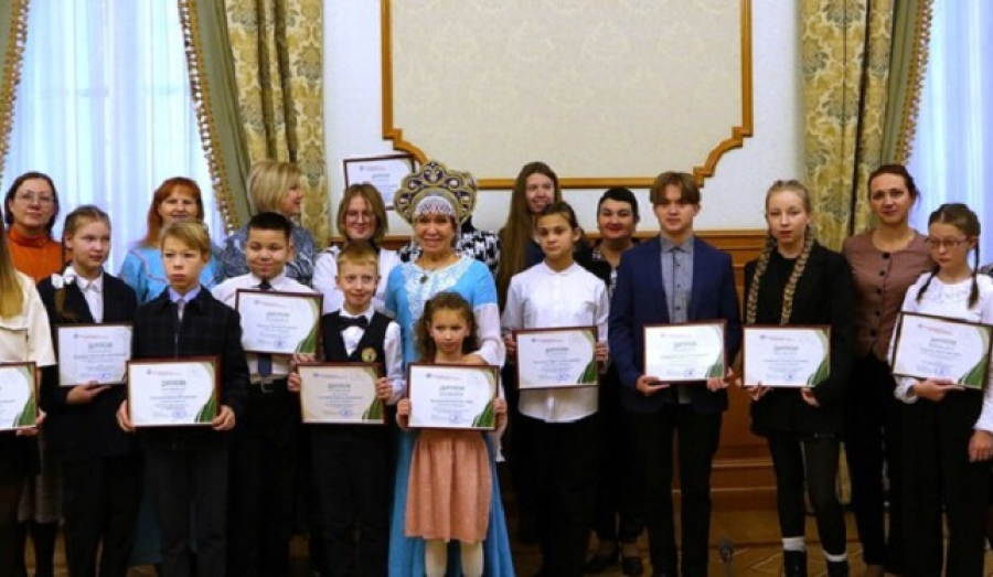 Ксения Беседина заняла 2 место на конкурсе Моё семейное древо.