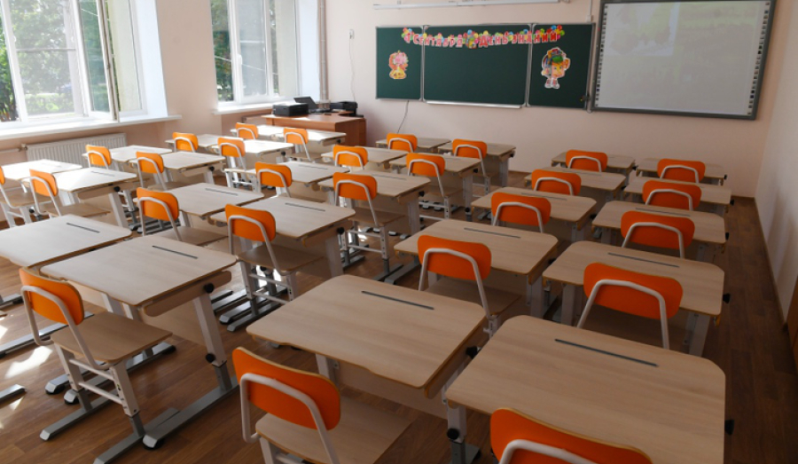 У школьников Ленобласти досрочные зимние каникулы.