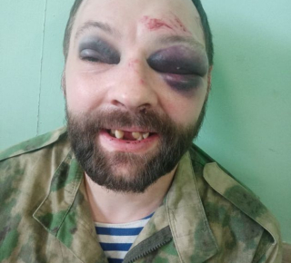 Охраняли клуб до смерти.