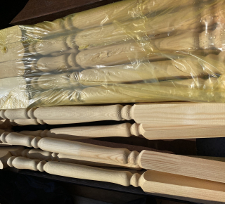 Балясины сосновые новые