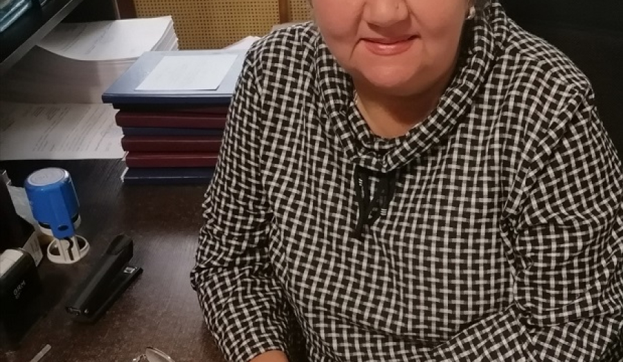 Руки людей могут сделать чудо любое.