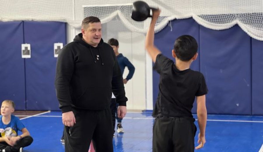 Физически культурный человек.